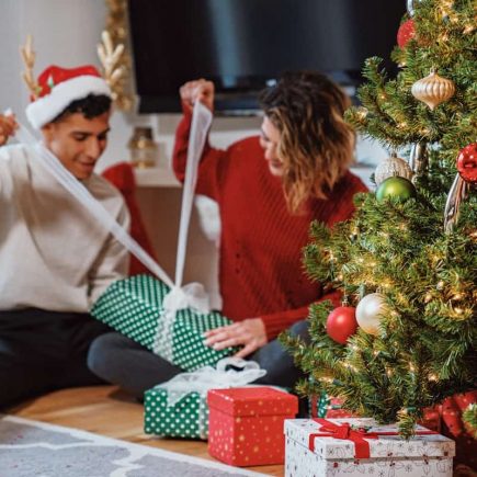25 Meaningful Christmas Gift Ideas for Your Boyfriend