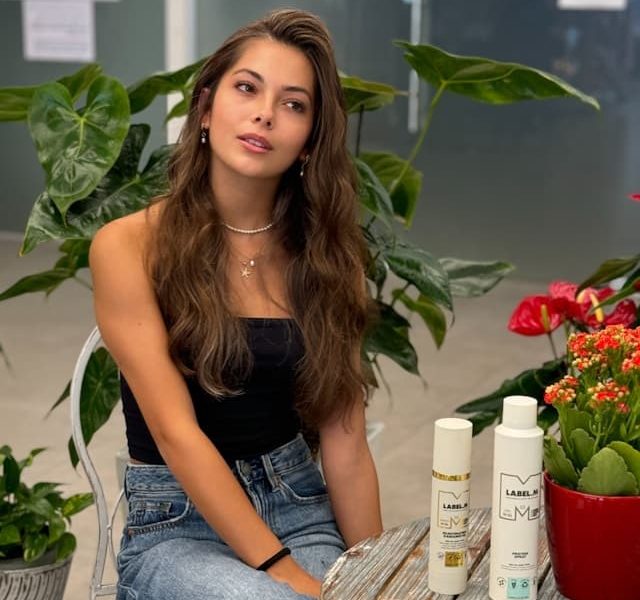 10 Date Night Hairstyles That Feel Pretty & Easy